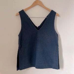 Babaton Aritzia Sleeveless Top
